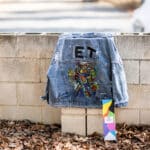 Chaqueta vaquera con pintura textil